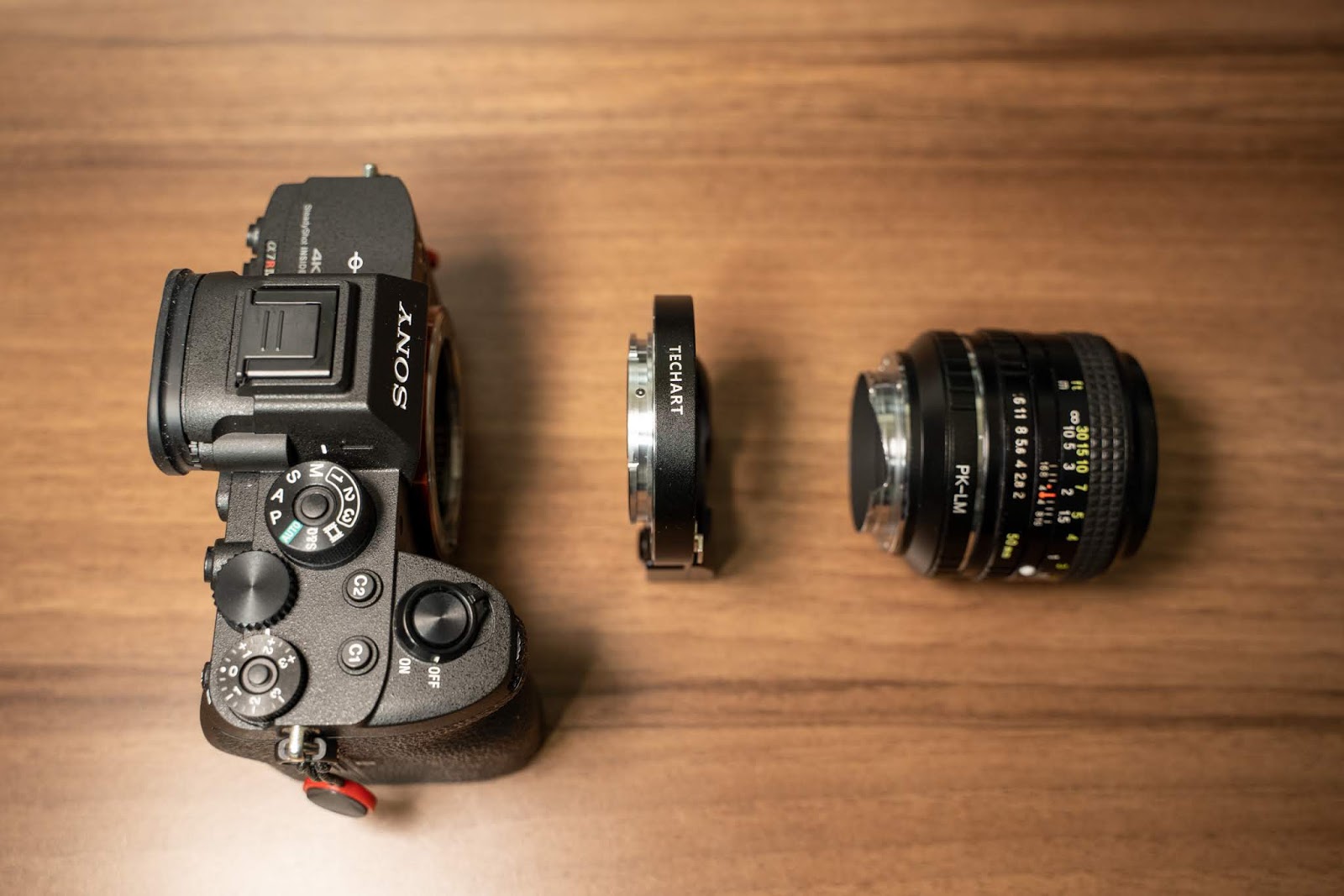 カメラ デジタルカメラ Techart LM-EA7 オールドレンズでAFが使えるようになるアダプター 